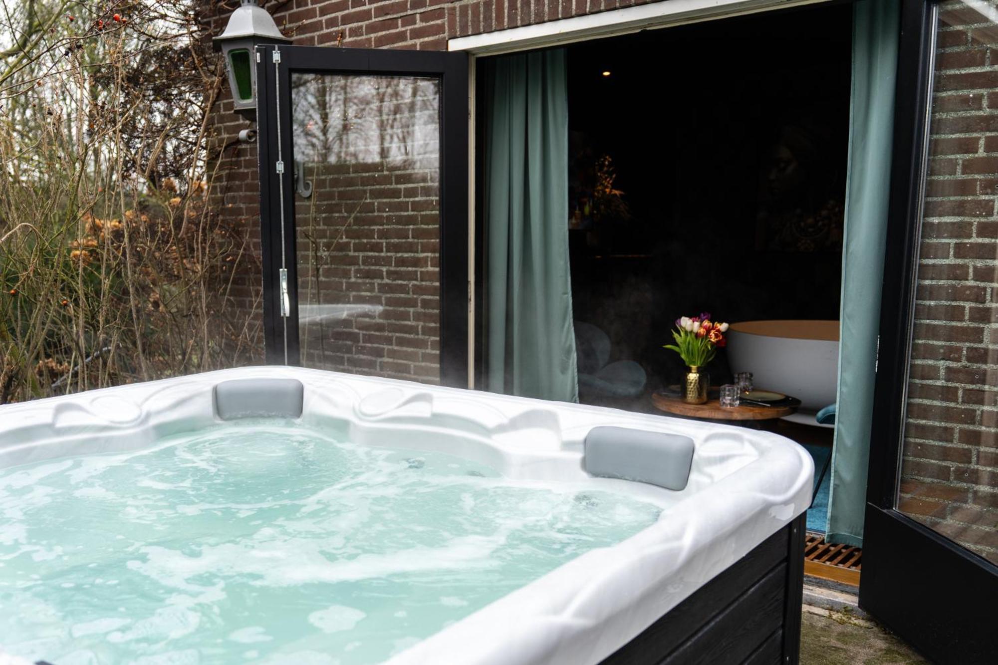 De Luxe Bed &Wellness Vila 's-Hertogenbosch  Exterior foto